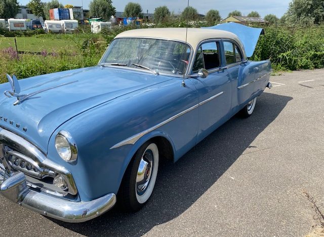 Te koop: Packard P300, met een 8 cilinder lijnmotor